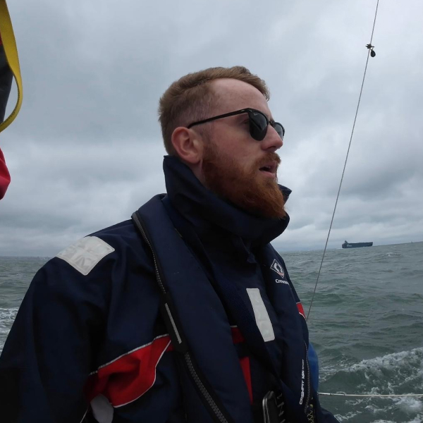 Yachts racing